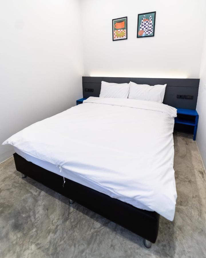 Pier 808 Hostel Bangkok Ngoại thất bức ảnh