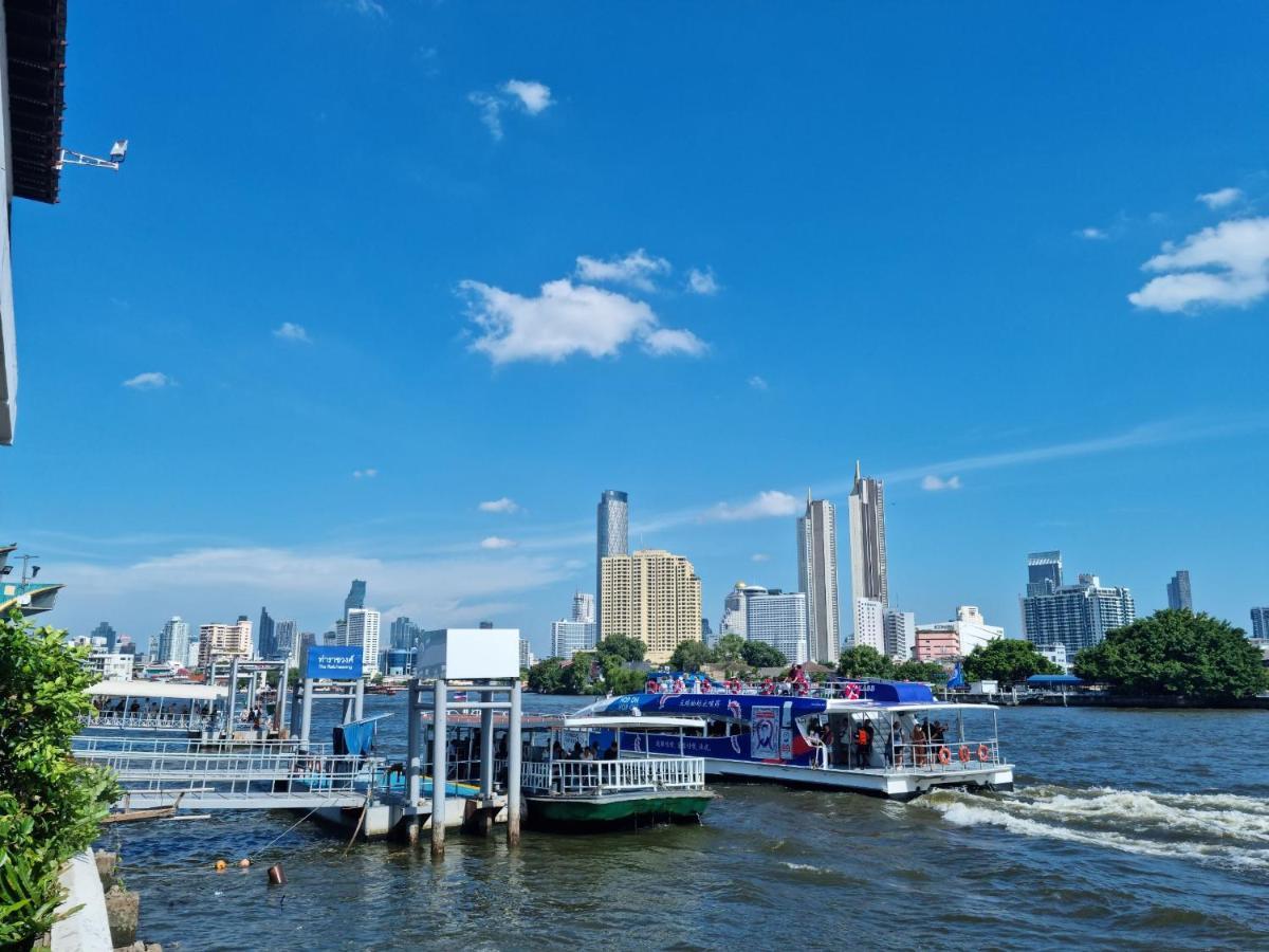 Pier 808 Hostel Bangkok Ngoại thất bức ảnh
